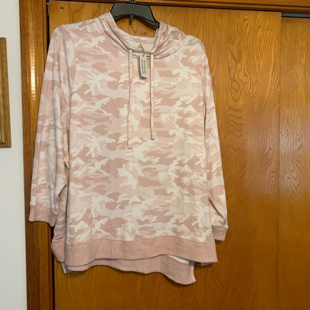Camo Print Pink Hoodie Dimply Threads 2x nwt